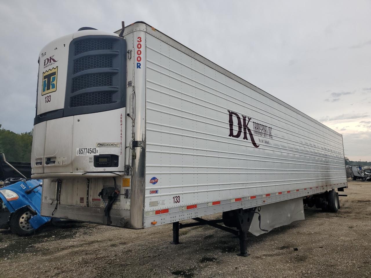 Obraz 2 z 2015 UTILITY DRYVAN 2015 z VIN 1UYVS2535FU283433