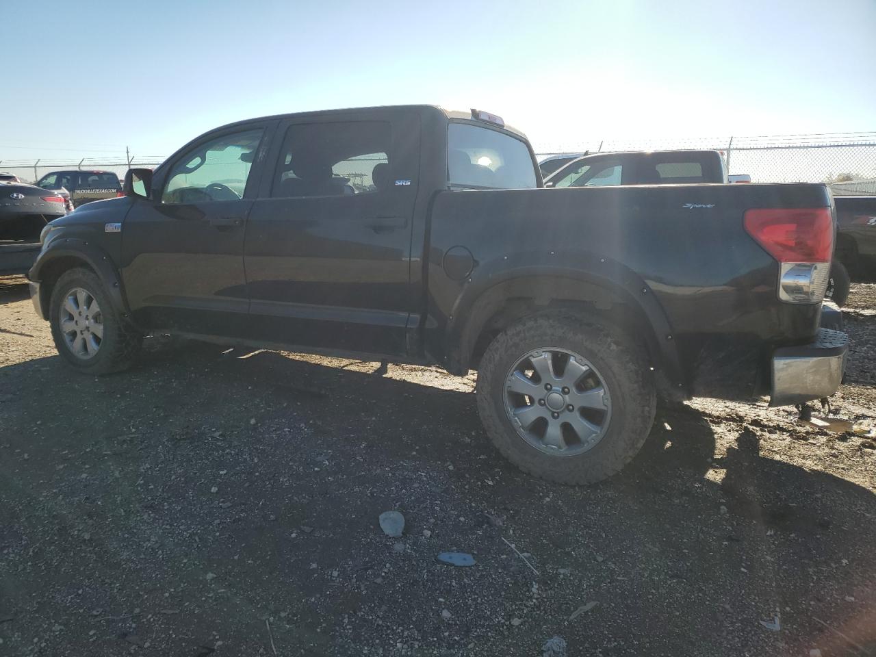 Image 2 of 2007 TOYOTA TUNDRA CREWMAX SR5 2007 with VIN 5TFEV54197X029540