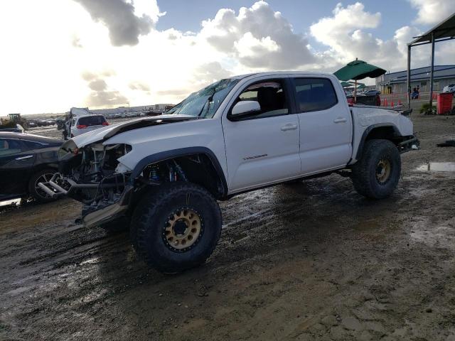 Изображение 2017 TOYOTA TACOMA DOUBLE CAB 2017