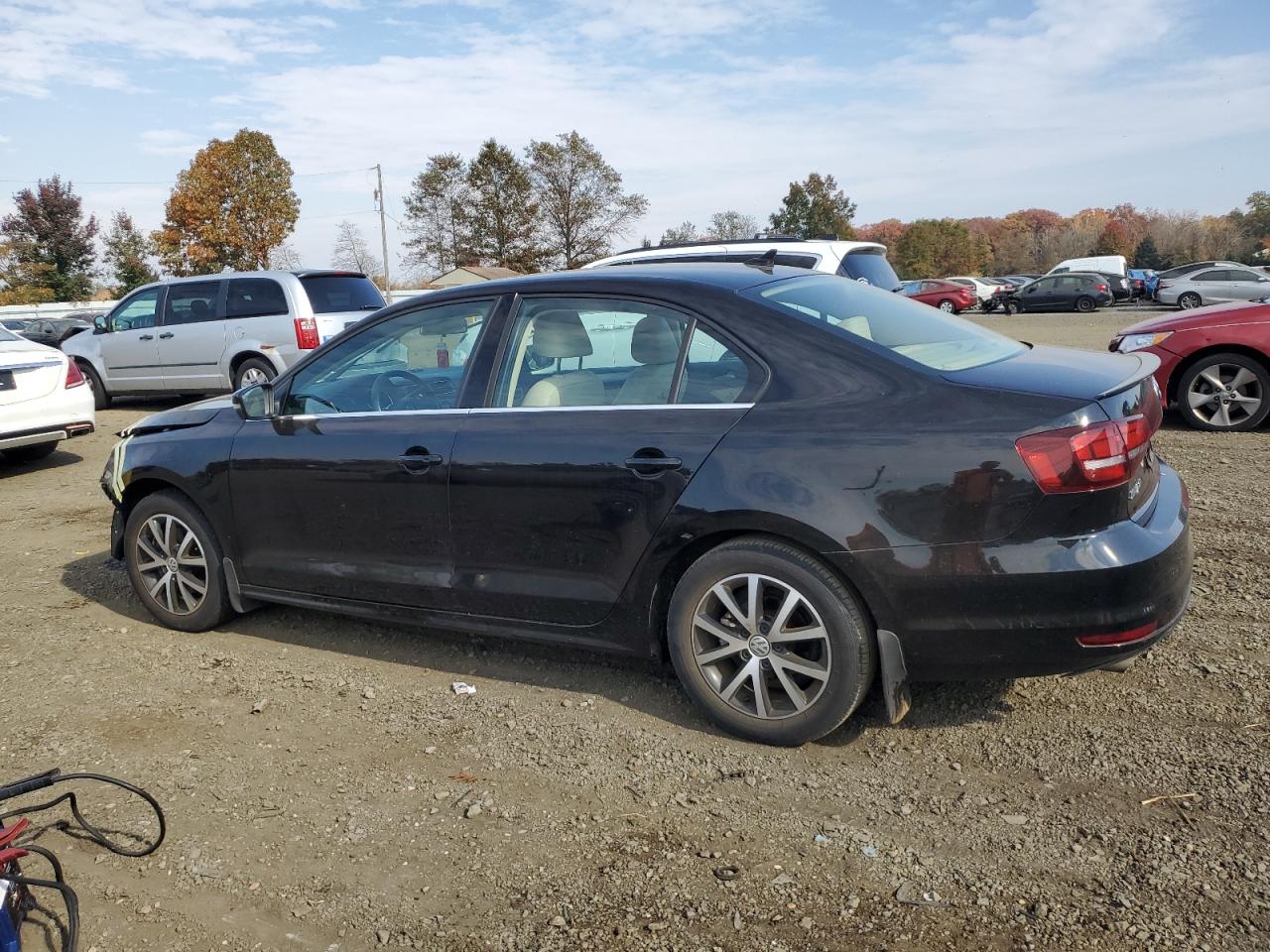 Image 2 of 2018 VOLKSWAGEN JETTA SE 2018 with VIN 3VWDB7AJ8JM240937