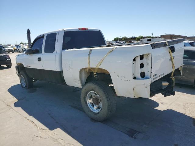Image 2 of 2005 CHEVROLET SILVERADO K2500 HEAVY DUTY 2005 with VIN 1GCHK292X5E132190