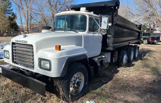 Image 1 of 1999 MACK 600 RD600 1999 with VIN 1M2P324C6XM045366