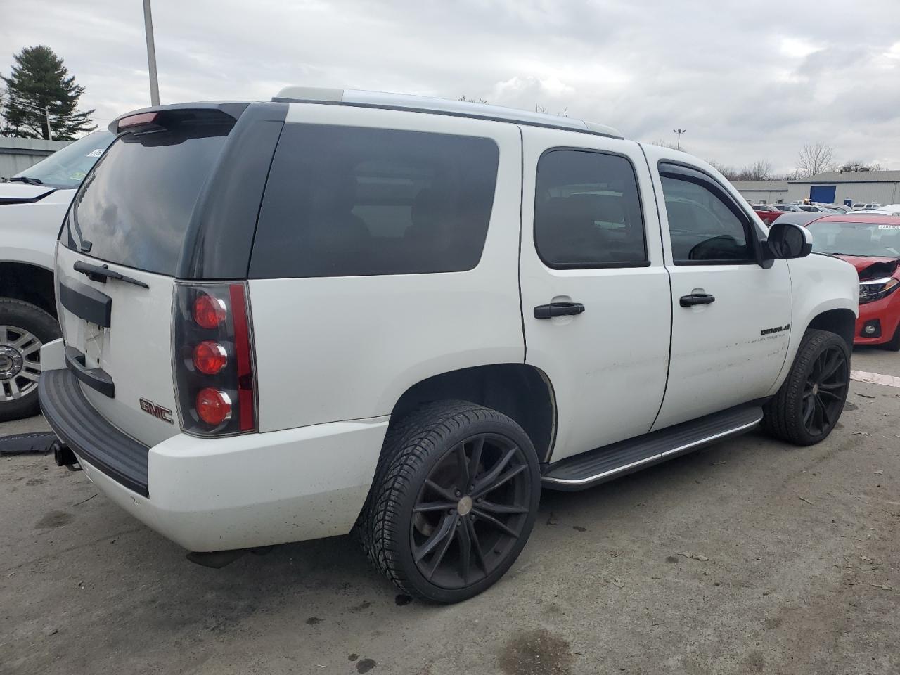 Изображение 3 2007 GMC YUKON DENALI 2007 с VIN 1GKFK63817J329520