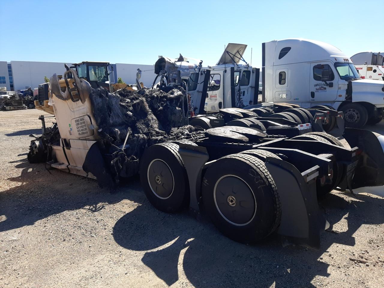 Obraz 3 z 2018 FREIGHTLINER CASCADIA 126  2018 z VIN 3AKJHHDRXJSHG9444