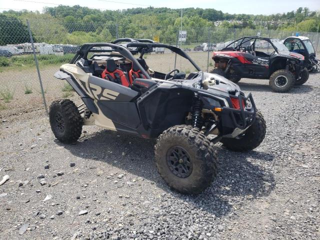 Obraz 1 z 2021 CAN-AM MAVERICK X3 X RS TURBO RR 2021 z VIN 3JBVXAV46MK001674
