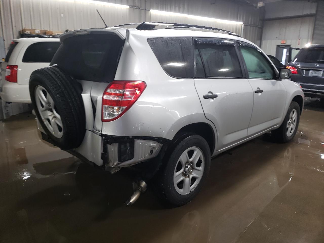 Изображение 3 2011 TOYOTA RAV4  2011 с VIN 2T3BF4DV5BW149703