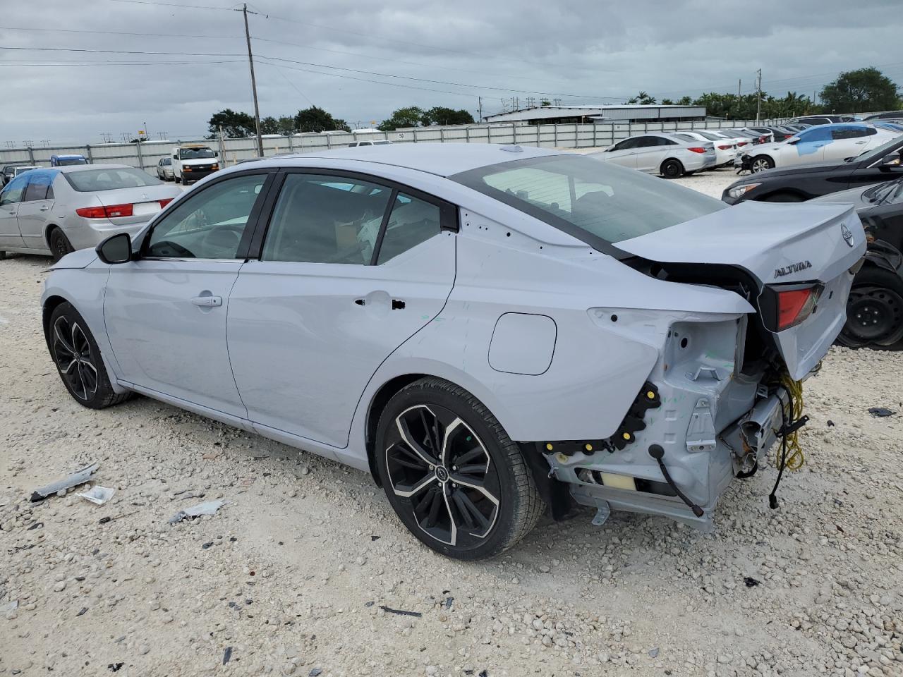 Image 2 of 2024 NISSAN ALTIMA SR 2024 with VIN 1N4BL4CV1RN312946