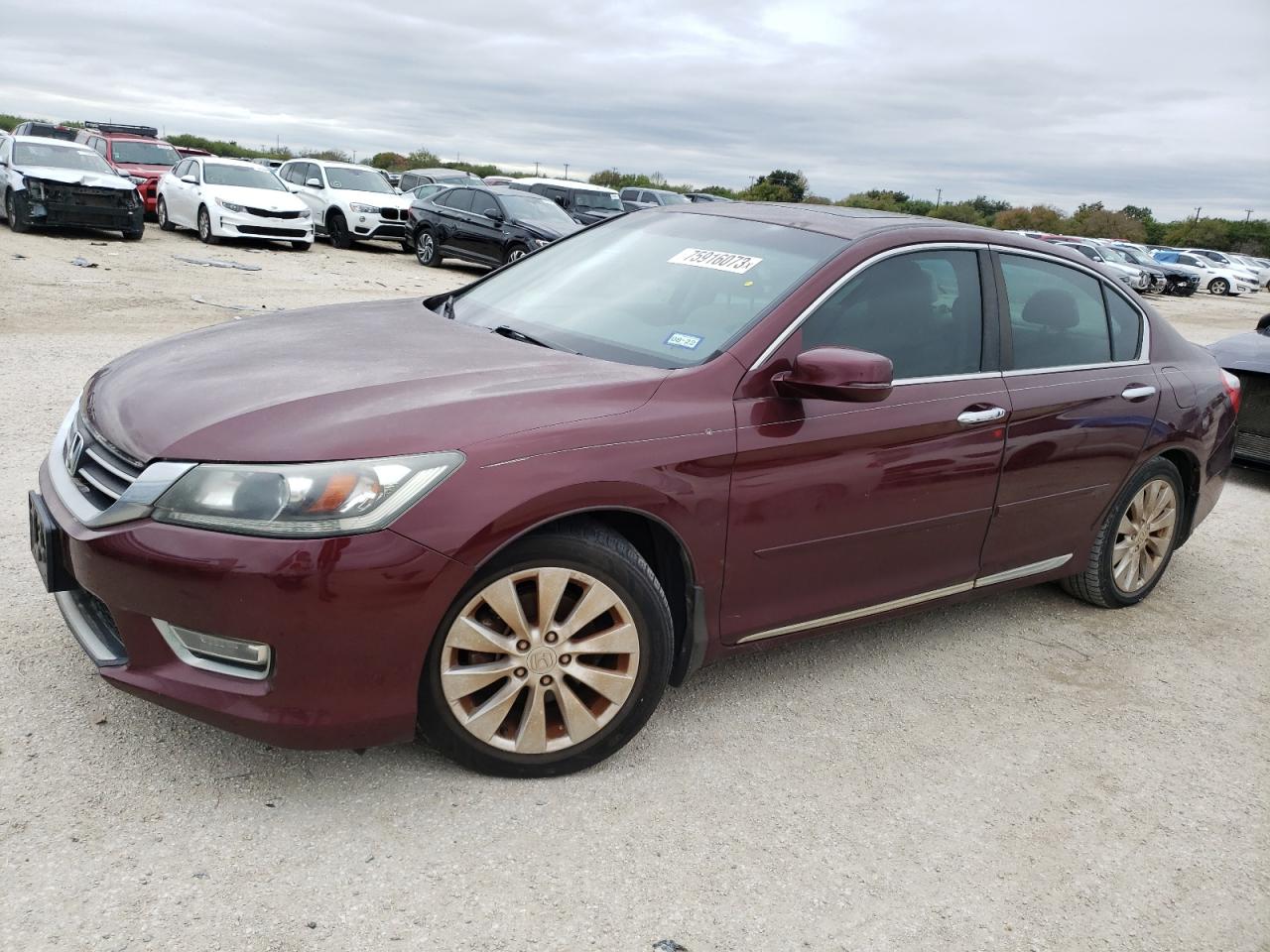 Image 1 of 2013 HONDA ACCORD EX 2013 with VIN 1HGCR2F77DA097850