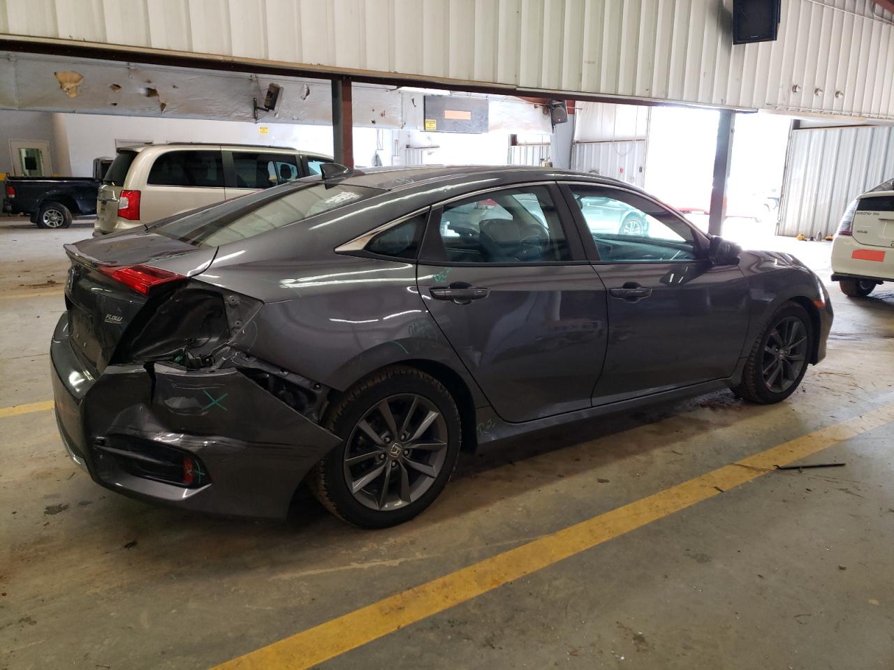 Image 3 of 2019 HONDA CIVIC EX 2019 with VIN 19XFC1F37KE009832
