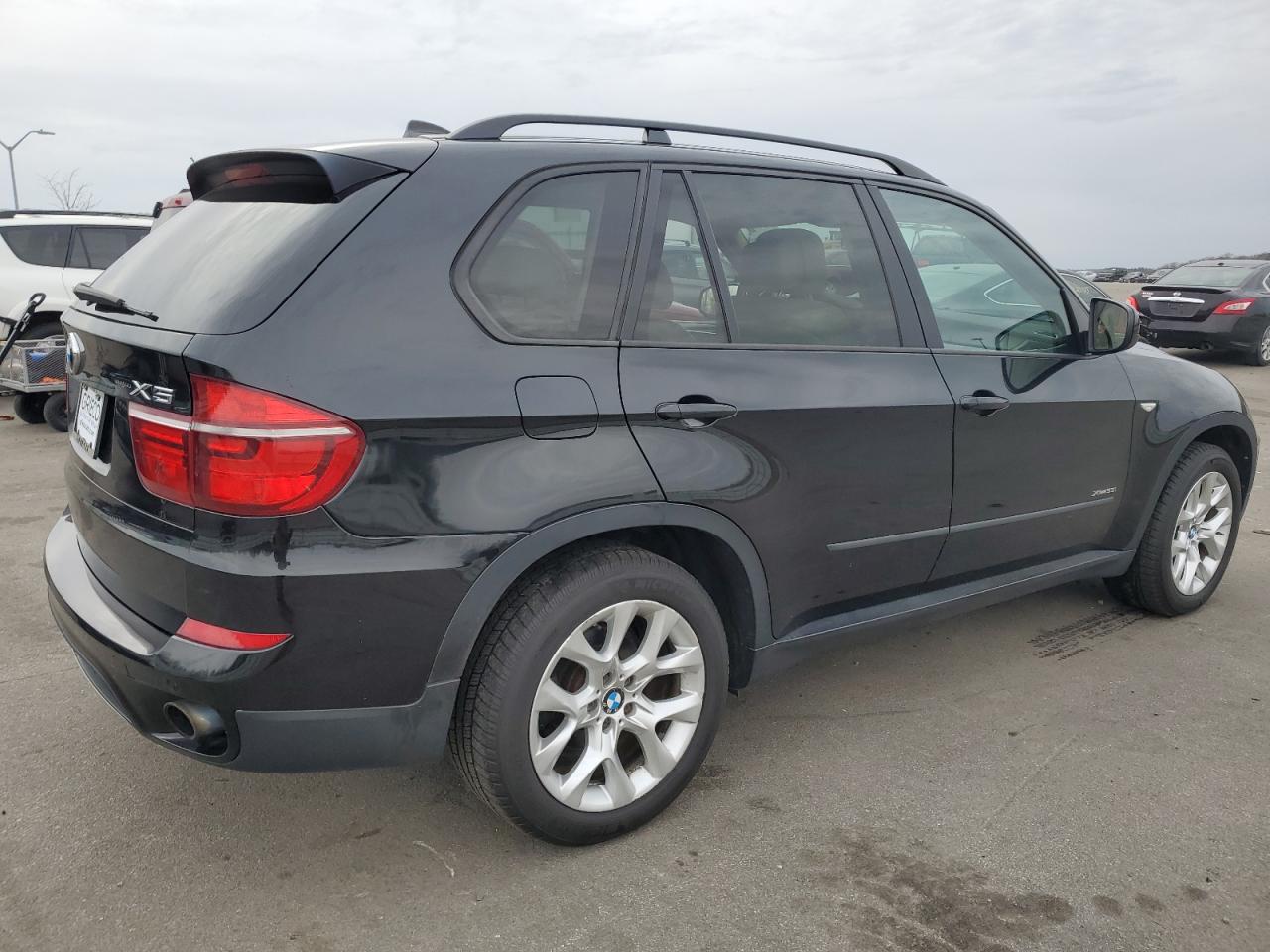 Image 3 of 2013 BMW X5 XDRIVE35I 2013 with VIN 5UXZV4C55D0B06314