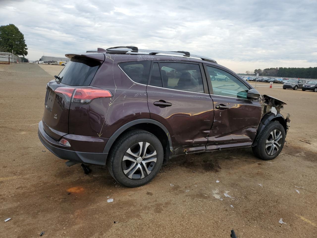 Изображение 3 2017 TOYOTA RAV4 LE 2017 с VIN 2T3BFREV8HW580041