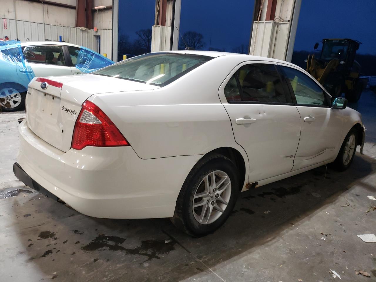 Obraz 3 z 2012 FORD FUSION S 2012 z VIN 3FAHP0GA2CR156712