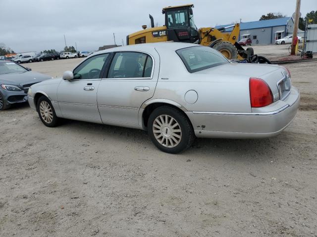 Изображение 2 2003 LINCOLN TOWN CAR EXECUTIVE 2003 с VIN 1LNHM81W83Y640564