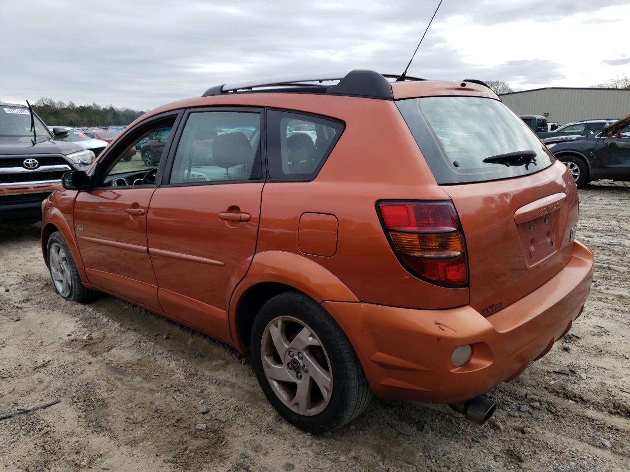 Изображение 2 2004 PONTIAC VIBE  2004 с VIN 5Y2SL648X4Z401186