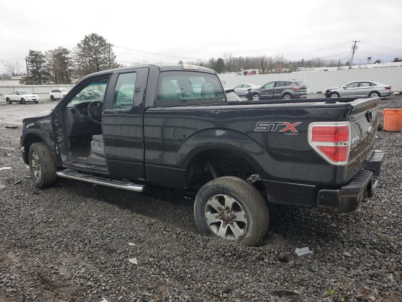Obraz 2 z 2014 FORD F150 SUPER CAB 2014 z VIN 1FTFX1EFXEFB05917
