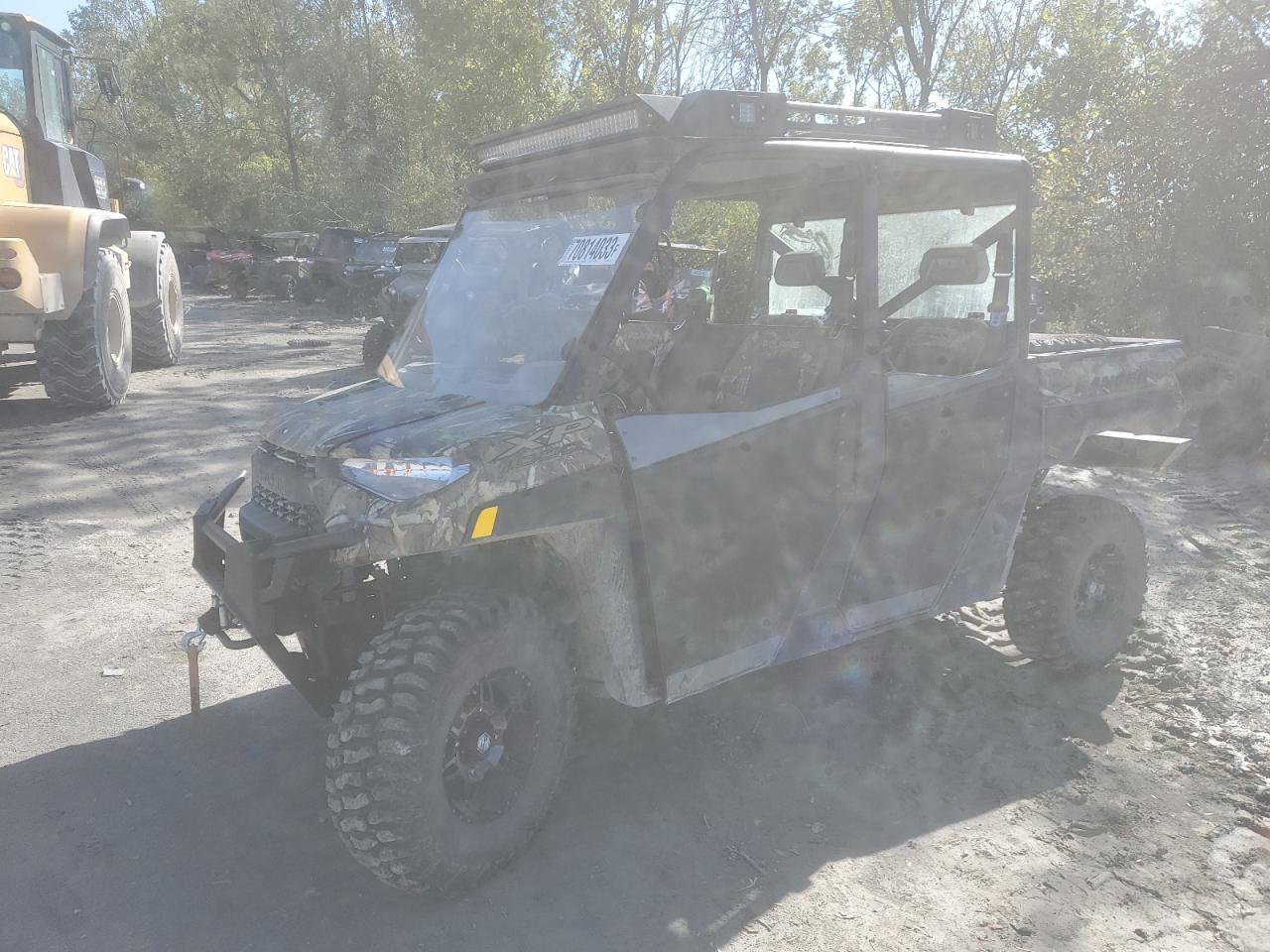 Image 2 of 2022 POLARIS RANGER CREW XP 1000 PREMIUM 2022 with VIN 4XARSE991N8415151