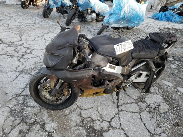 Obraz 2 z 2001 HONDA CBR900 RR 2001 z VIN JH2SC44051M105264