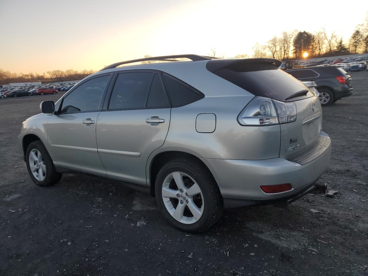 Obraz 2 z 2005 LEXUS RX 330 2005 z VIN 2T2HA31U25C063533