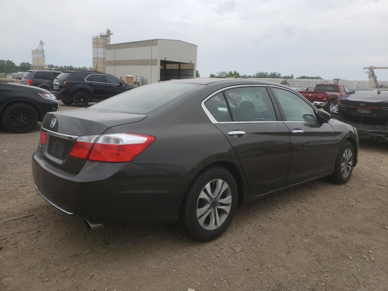 Изображение 3 2014 HONDA ACCORD LX 2014 с VIN 1HGCR2F35EA098946