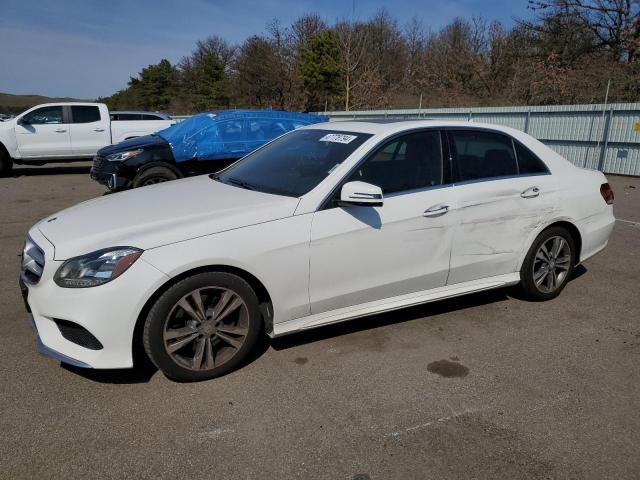 Image 1 of 2015 MERCEDES-BENZ E 250 BLUETEC 2015 with VIN WDDHF9HB3FB151154