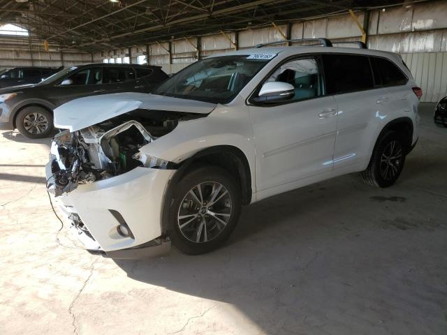 Obraz 1 z 2018 TOYOTA HIGHLANDER LE 2018 z VIN 5TDZZRFH8JS284636