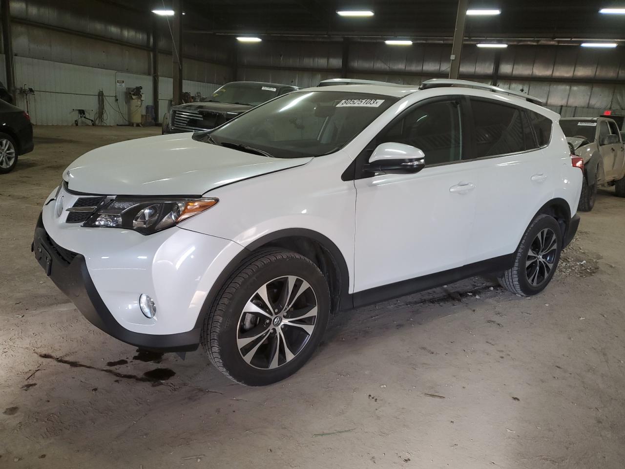 Изображение 1 2015 TOYOTA RAV4 LIMITED 2015 с VIN 2T3DFREV5FW299143