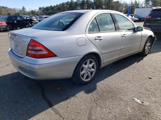 Obraz 3 z 2003 MERCEDES-BENZ C 240 4MATIC 2003 z VIN WDBRF81J23F414411