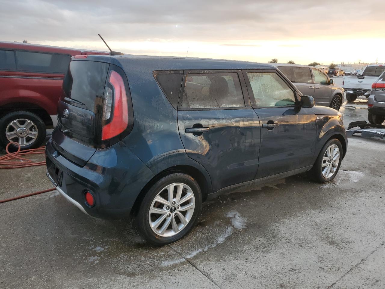 Obraz 3 z 2017 KIA SOUL + 2017 z VIN KNDJP3A51H7450478
