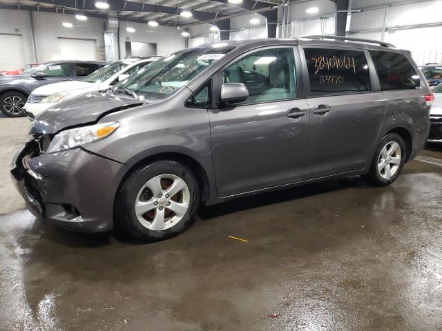 Изображение 2012 TOYOTA SIENNA LE 2012
