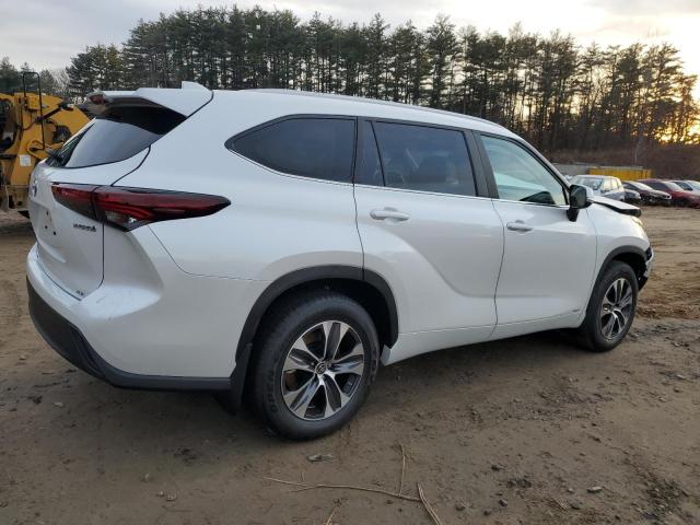 Изображение 3 2024 TOYOTA HIGHLANDER HYBRID XLE 2024 с VIN 5TDKBRCH3RS604127