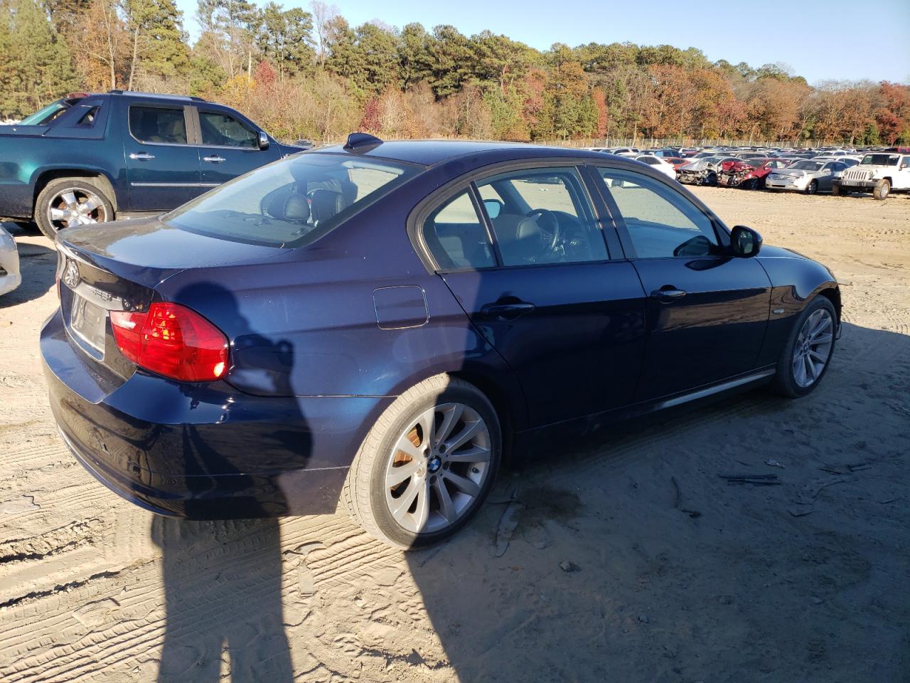 Image 3 of 2011 BMW 328 I SULEV 2011 with VIN WBAPH5G58BNM84489