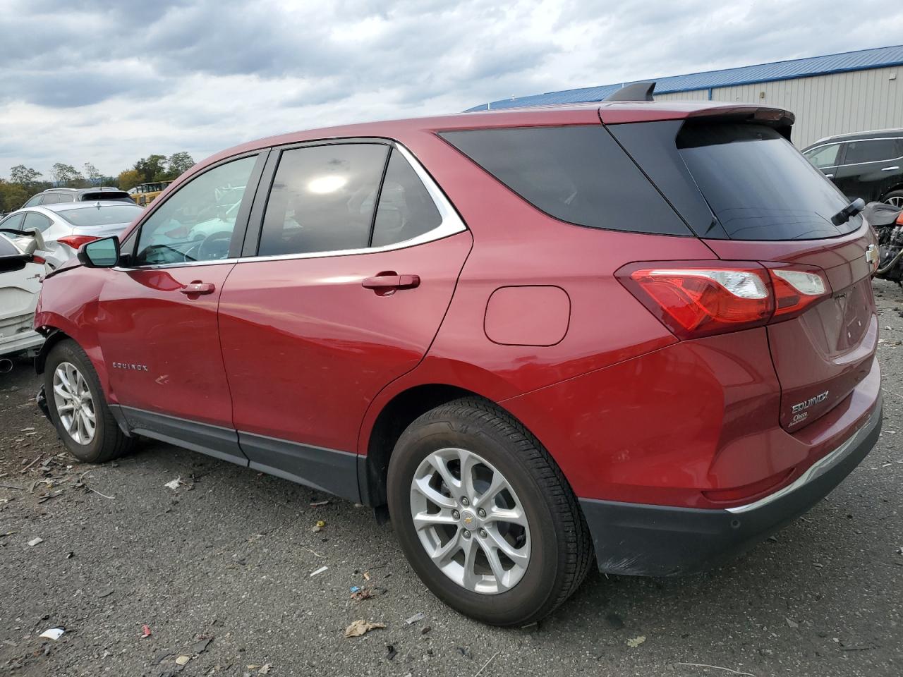 Obraz 2 z 2021 CHEVROLET EQUINOX LT 2021 z VIN 2GNAXUEV0M6159763