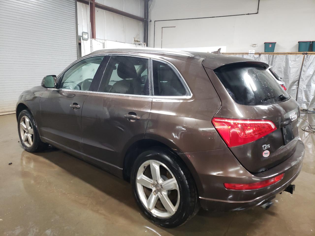 Obraz 2 z 2012 AUDI Q5 PREMIUM PLUS 2012 z VIN WA1LFAFP9CA089565