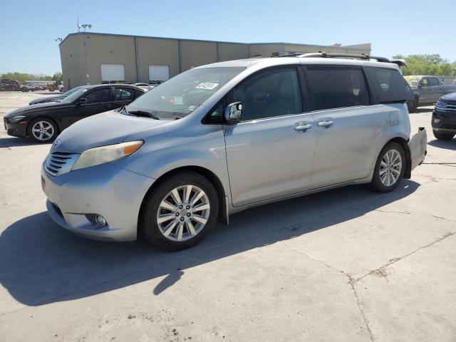 Изображение 2011 TOYOTA SIENNA XLE 2011