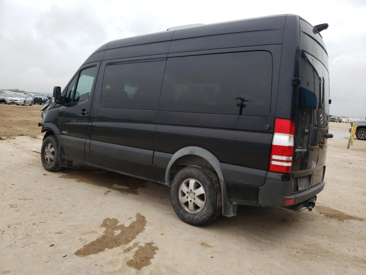 Изображение 2 2016 MERCEDES-BENZ SPRINTER 2500 2016 с VIN 8BRPE7CD5GE132254