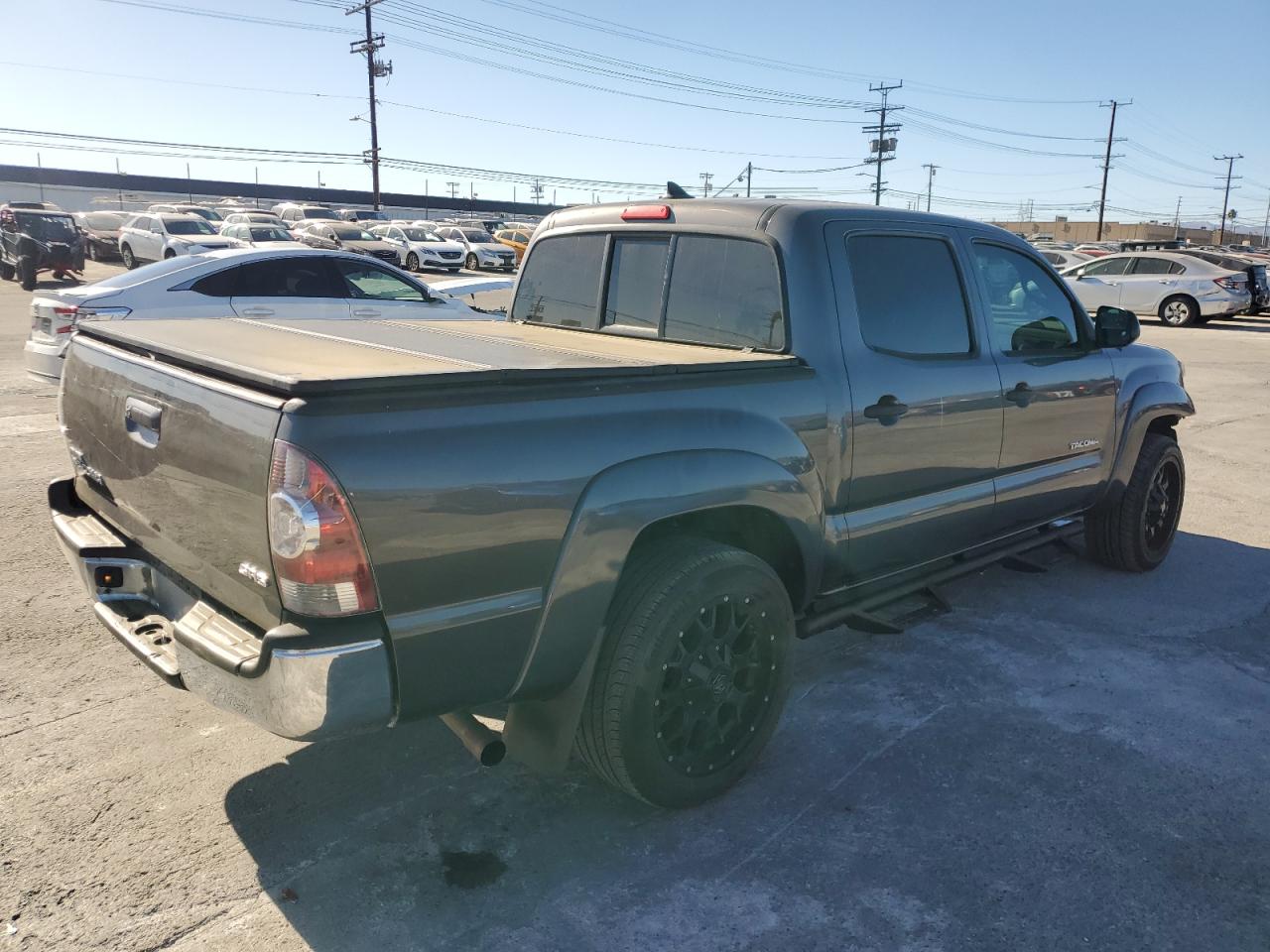 Image 3 of 2012 TOYOTA TACOMA DOUBLE CAB 2012 with VIN 5TFJX4CN2CX015092