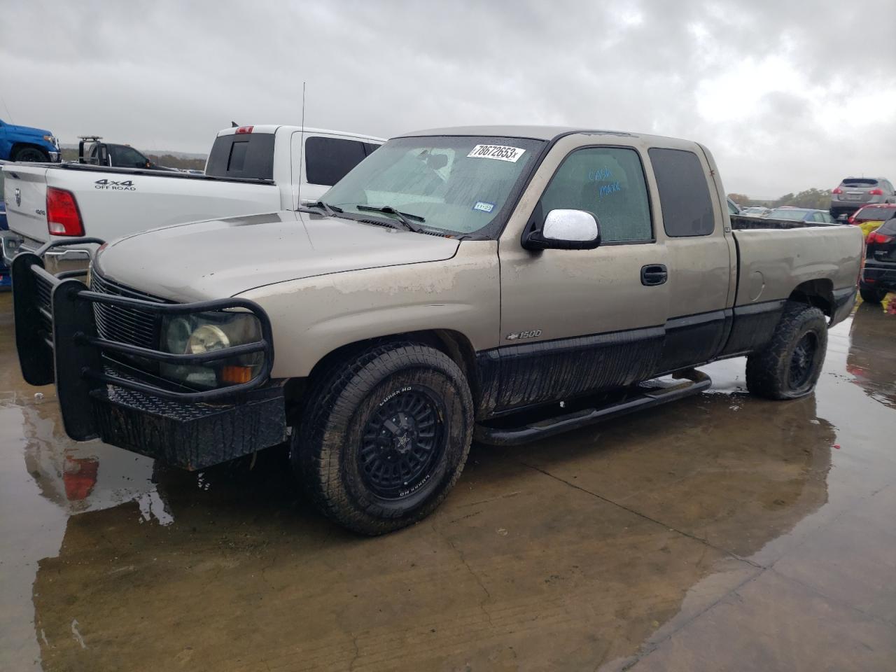Obraz 1 z 2001 CHEVROLET SILVERADO K1500 2001 z VIN 2GCEK19T811286334