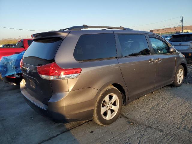 Obraz 3 z 2011 TOYOTA SIENNA LE 2011 z VIN 5TDKK3DC2BS149552