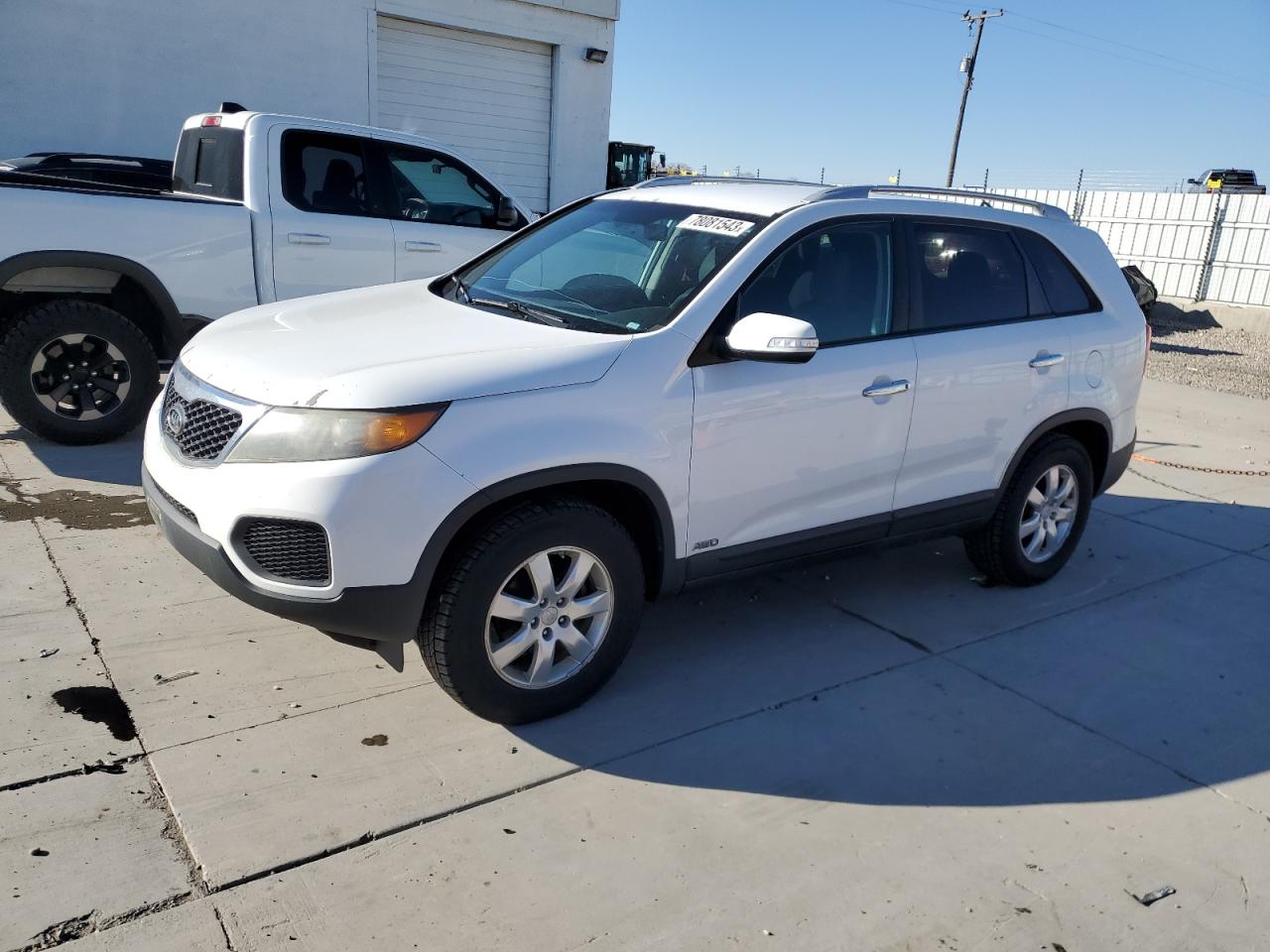 Obraz 1 z 2011 KIA SORENTO BASE 2011 z VIN 5XYKTDA2XBG151724