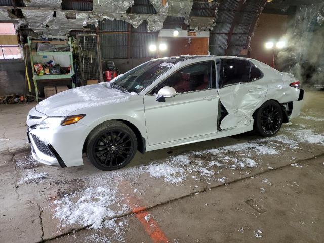Obraz 1 z 2022 TOYOTA CAMRY XSE 2022 z VIN 4T1K61AK9NU703735