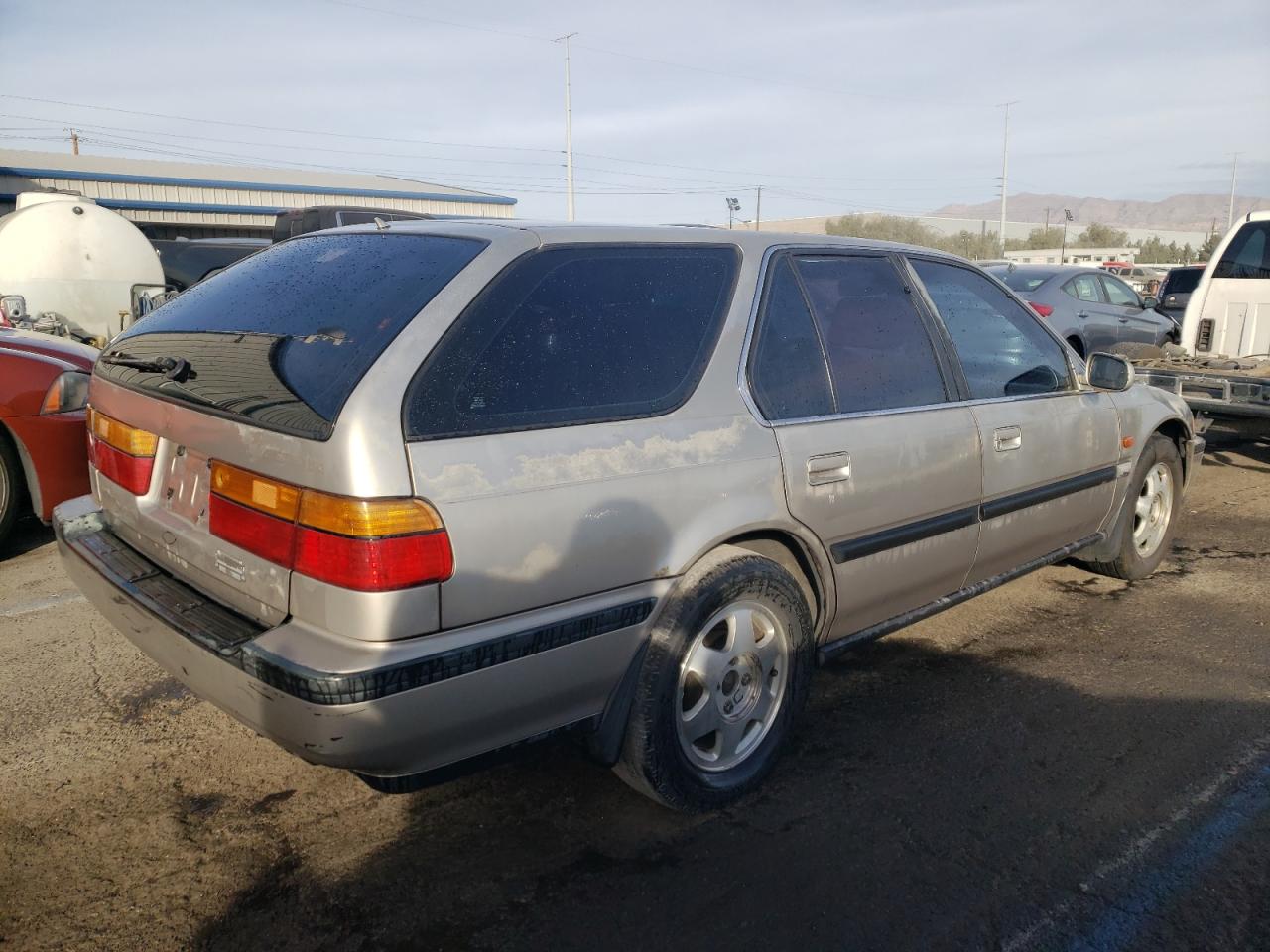 Изображение 3 1991 HONDA ACCORD LX 1991 с VIN 1HGCB9853MA022393