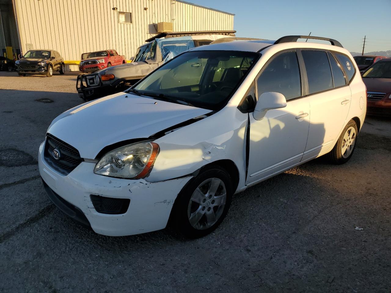 Obraz 1 z 2009 KIA RONDO BASE 2009 z VIN KNAFG529797274599