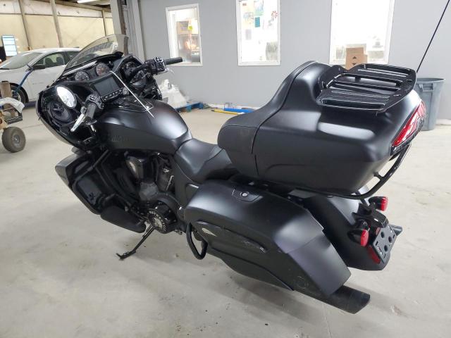 Obraz 3 z 2022 INDIAN MOTORCYCLE CO. PURSUIT DARK HORSE 2022 z VIN 56KLDDRR8N3410331