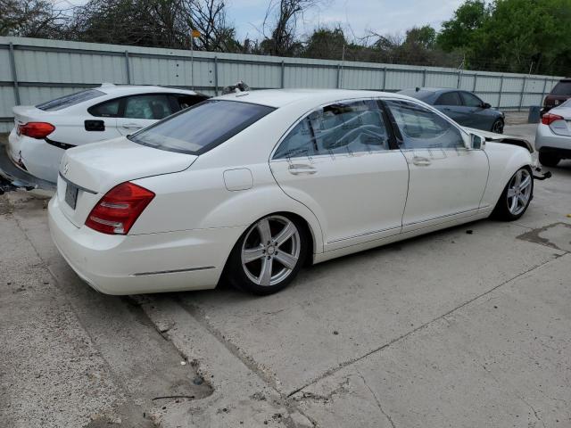 Obraz 3 z 2013 MERCEDES-BENZ S 550 2013 z VIN WDDNG7DBXDA520332