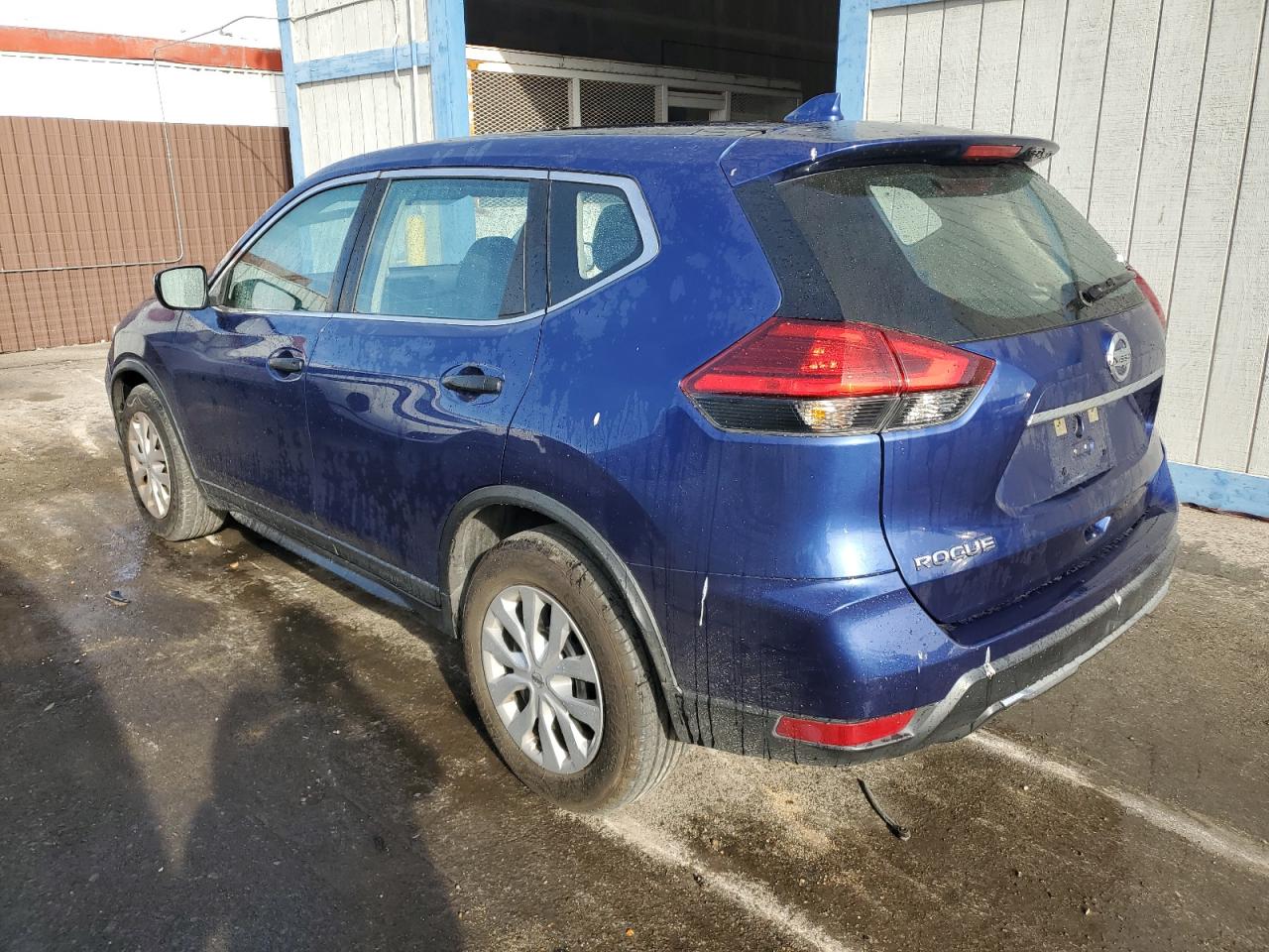 Изображение 2 2017 NISSAN ROGUE S 2017 с VIN KNMAT2MTXHP508359