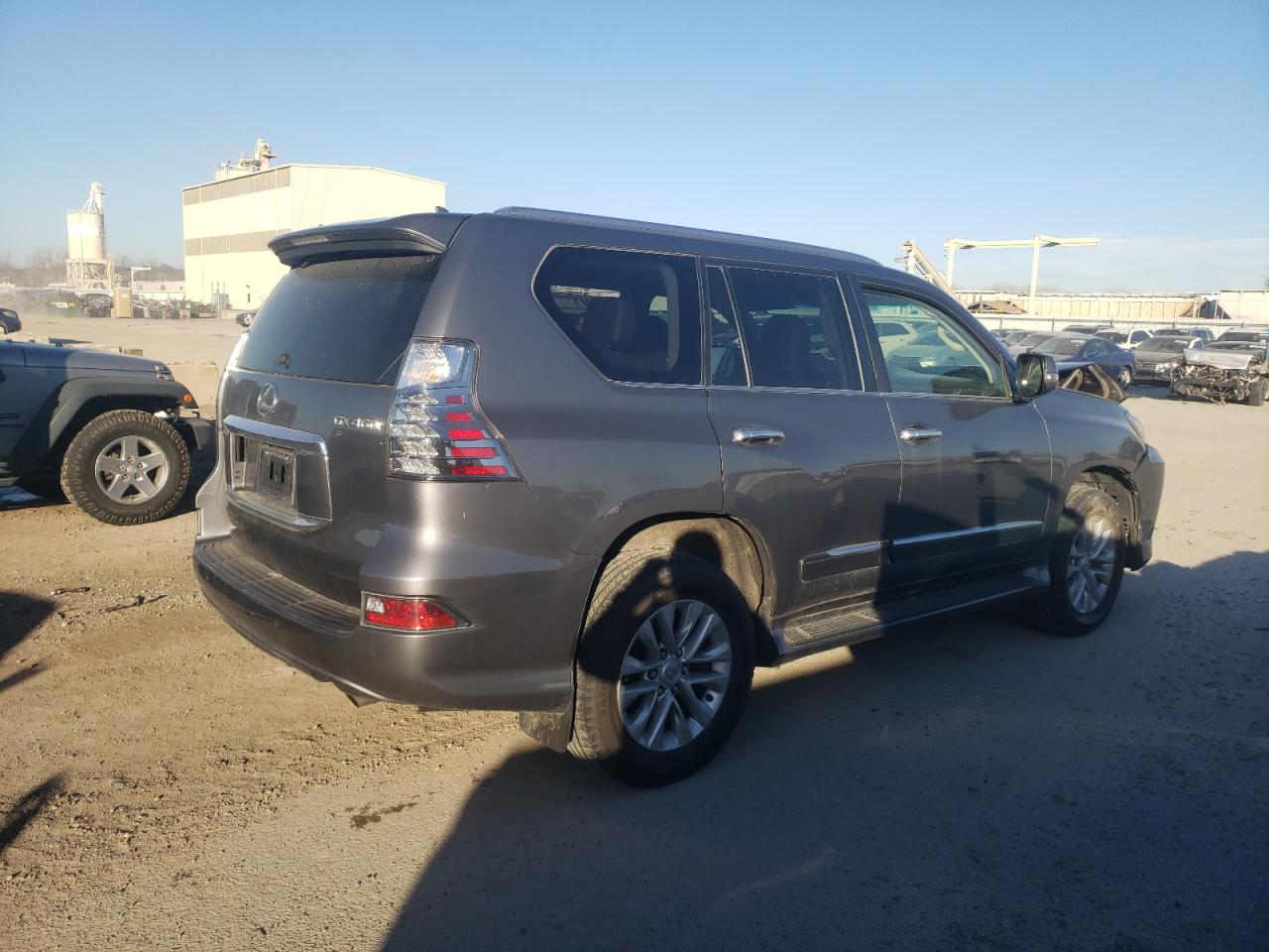 Obraz 3 z 2015 LEXUS GX 460 2015 z VIN JTJBM7FX4F5116370