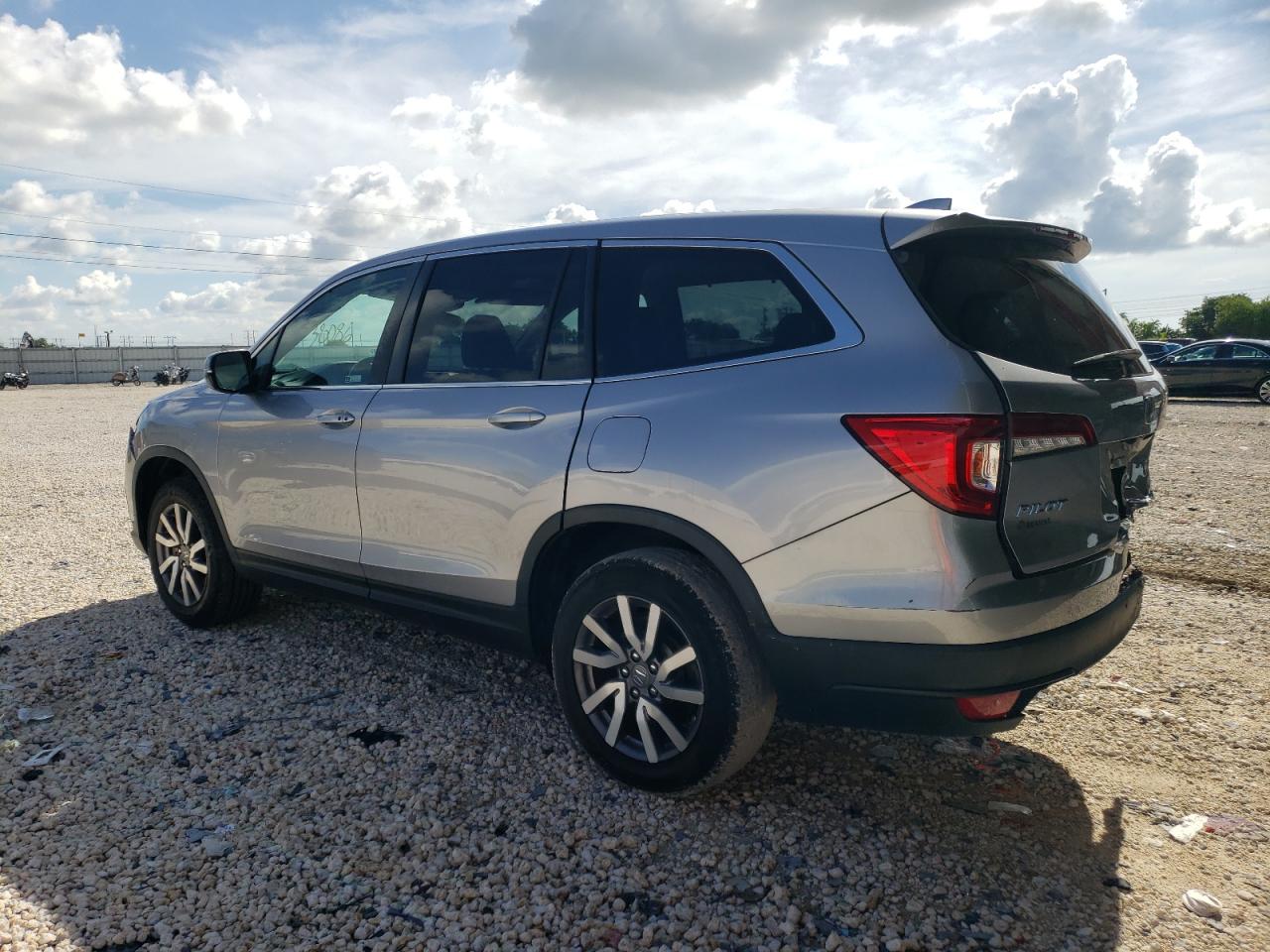 Изображение 2 2020 HONDA PILOT EXL 2020 с VIN 5FNYF5H51LB026062