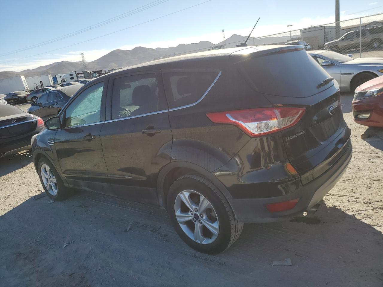 Image 2 of 2014 FORD ESCAPE SE 2014 with VIN 1FMCU0GX2EUD78644