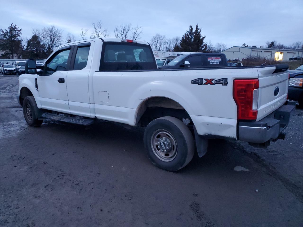 Изображение 2 2017 FORD F250 SUPER DUTY 2017 с VIN 1FT7X2B67HEC33816