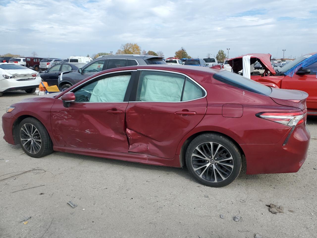 Image 2 of 2018 TOYOTA CAMRY L 2018 with VIN 4T1B11HK6JU560371